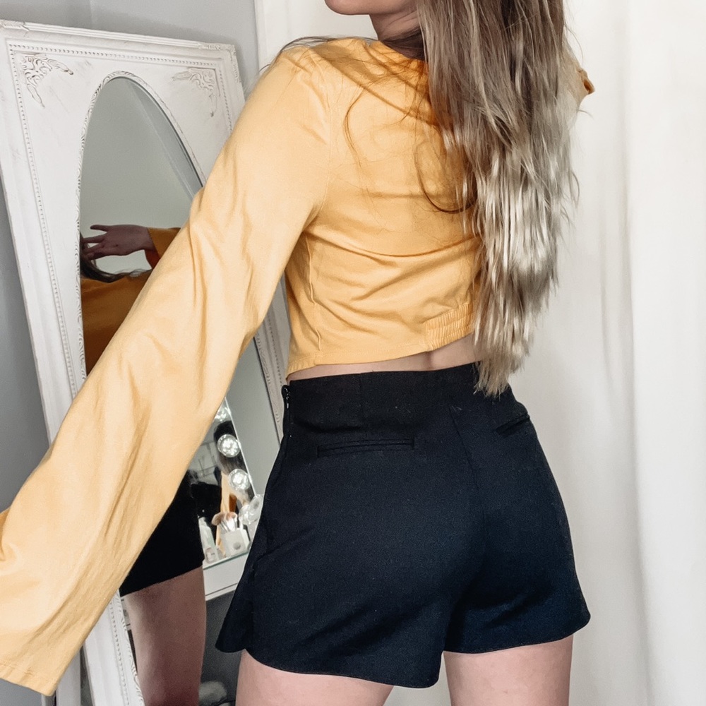 Urban Outfitters Long Sleeve Crop Top